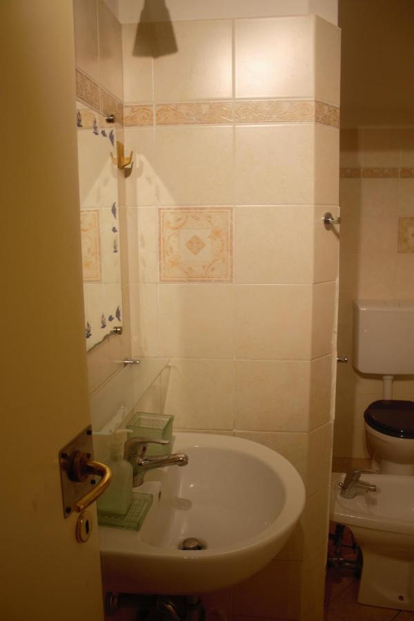 La Casetta Del Bianconiglio By Smart-home * Genua